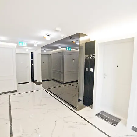 Grand Tartaczna Deluxe Appartement *